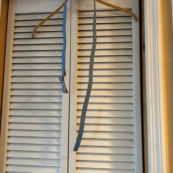 Kate Spade blue metal bow leather belt - Picture 2 of 5